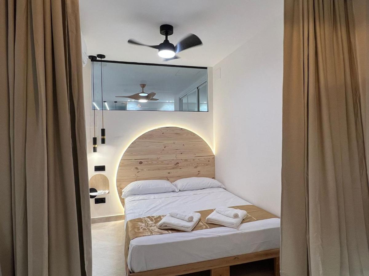 Zelun Suite Torremolinos Center ภายนอก รูปภาพ